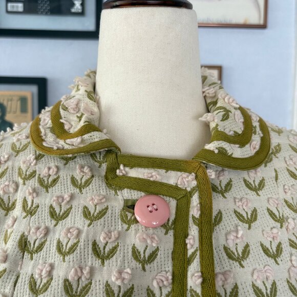 Vintage Marc Jacobs Embroidered Cream and Pink Floral Jacket size 4 - Picture 15 of 15